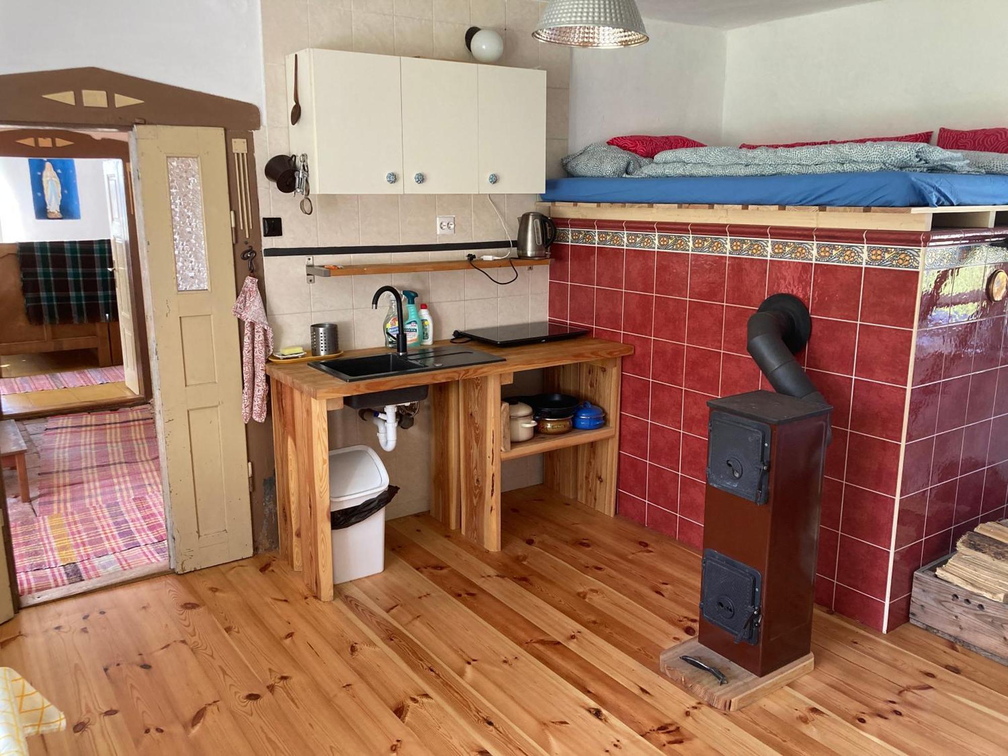127 Let Stara Chalupa Se Spanim Na Peci A Finskou Saunou Jistebnice Exterior foto